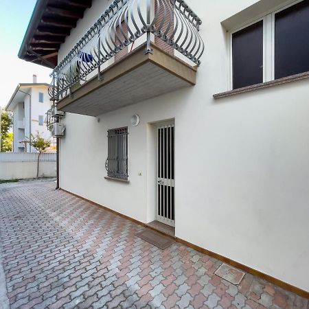Casa Guglielmo E Anna Vila Lignano Sabbiadoro Exterior foto