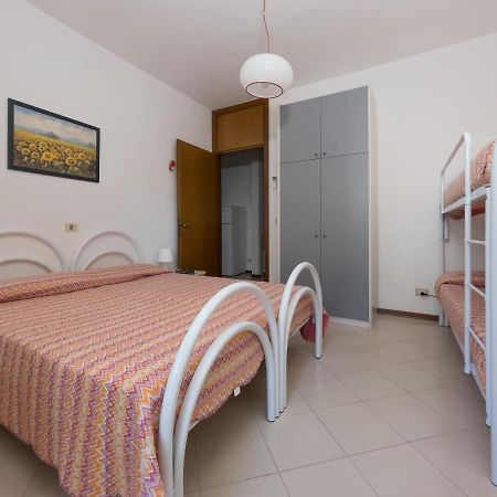Casa Guglielmo E Anna Vila Lignano Sabbiadoro Exterior foto